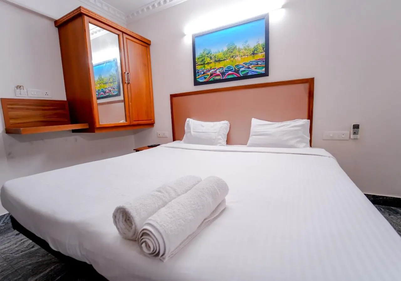 Luxe Vue - Premium Hotel Thiruvananthapuram 0*,  India